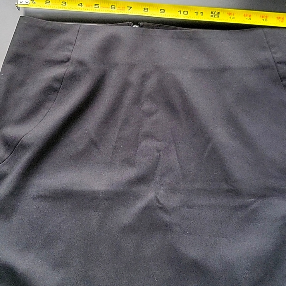 Banana republic black skirt